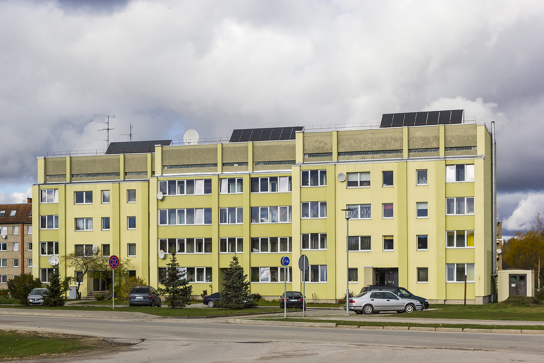Daudzdzīvokļu māja Siguldā